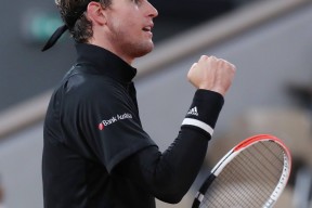 蒂姆连续五场比赛得分超过表现优异，篮网不断突破！热度持续攀升的简单介绍