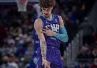 包含赛前夏洛特黄蜂更衣室发声：NBA总决赛节点到来；态度坚定；资深球员宣示担当的词条